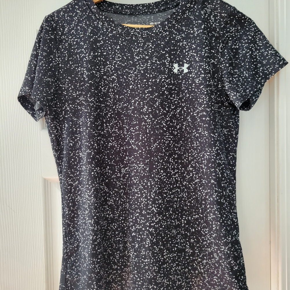 Under Armor Women's Short Sleeve Black and White Tee Size M